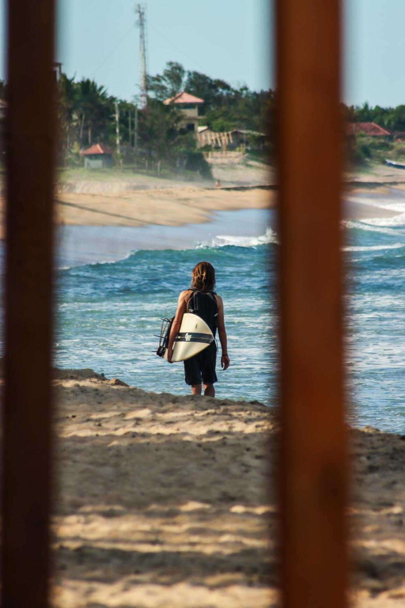 アルガムベイ Surfers Park Arugambay Bed & Breakfast エクステリア 写真